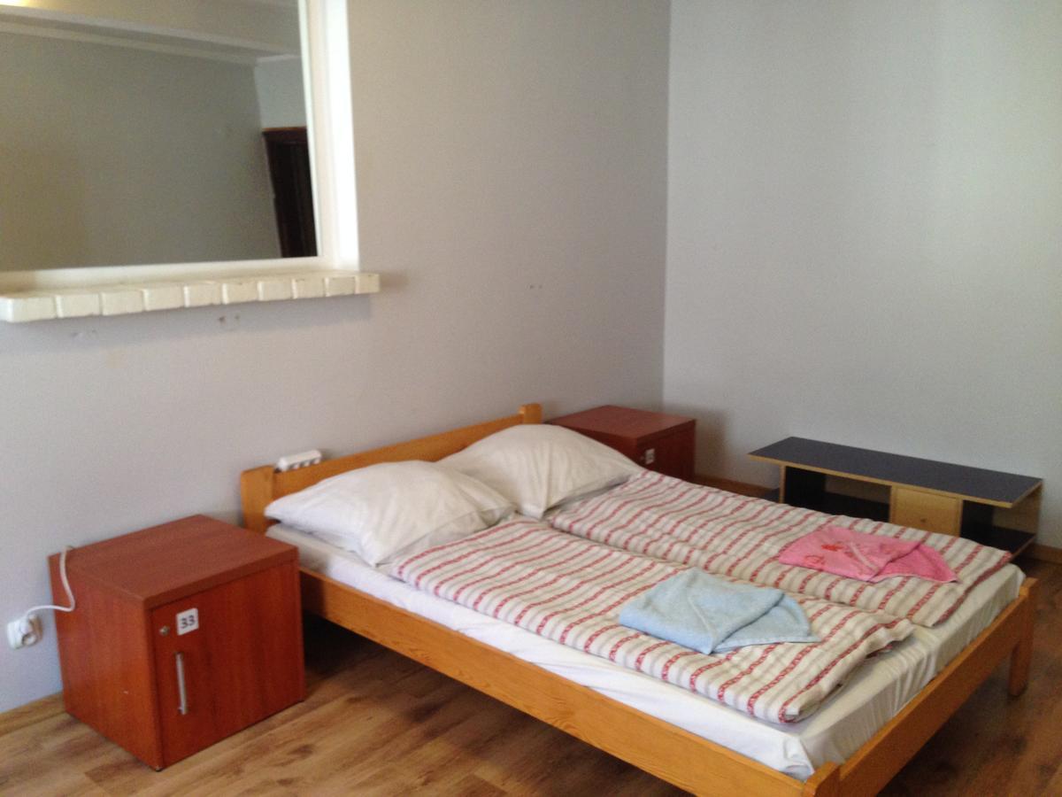 Frolic Goats Hostel Poznań Esterno foto