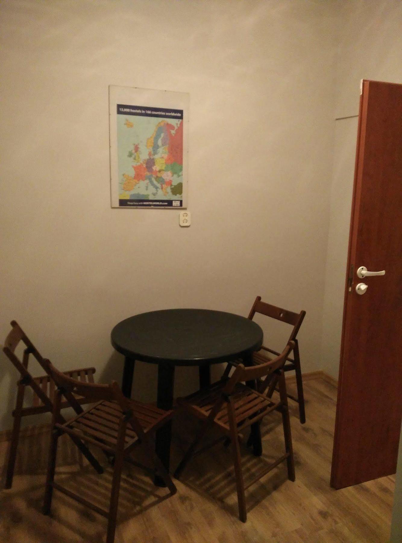 Frolic Goats Hostel Poznań Esterno foto