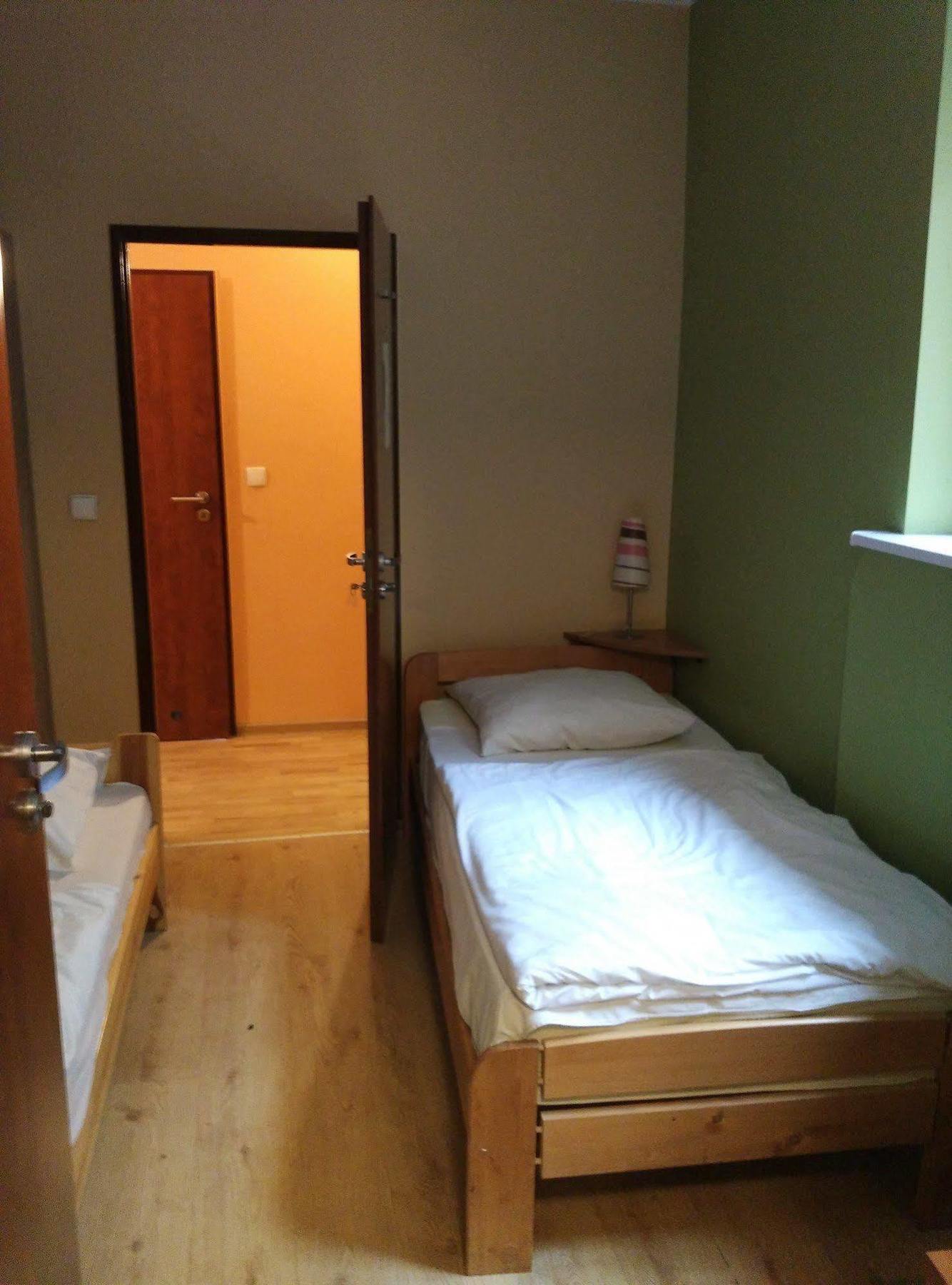 Frolic Goats Hostel Poznań Esterno foto