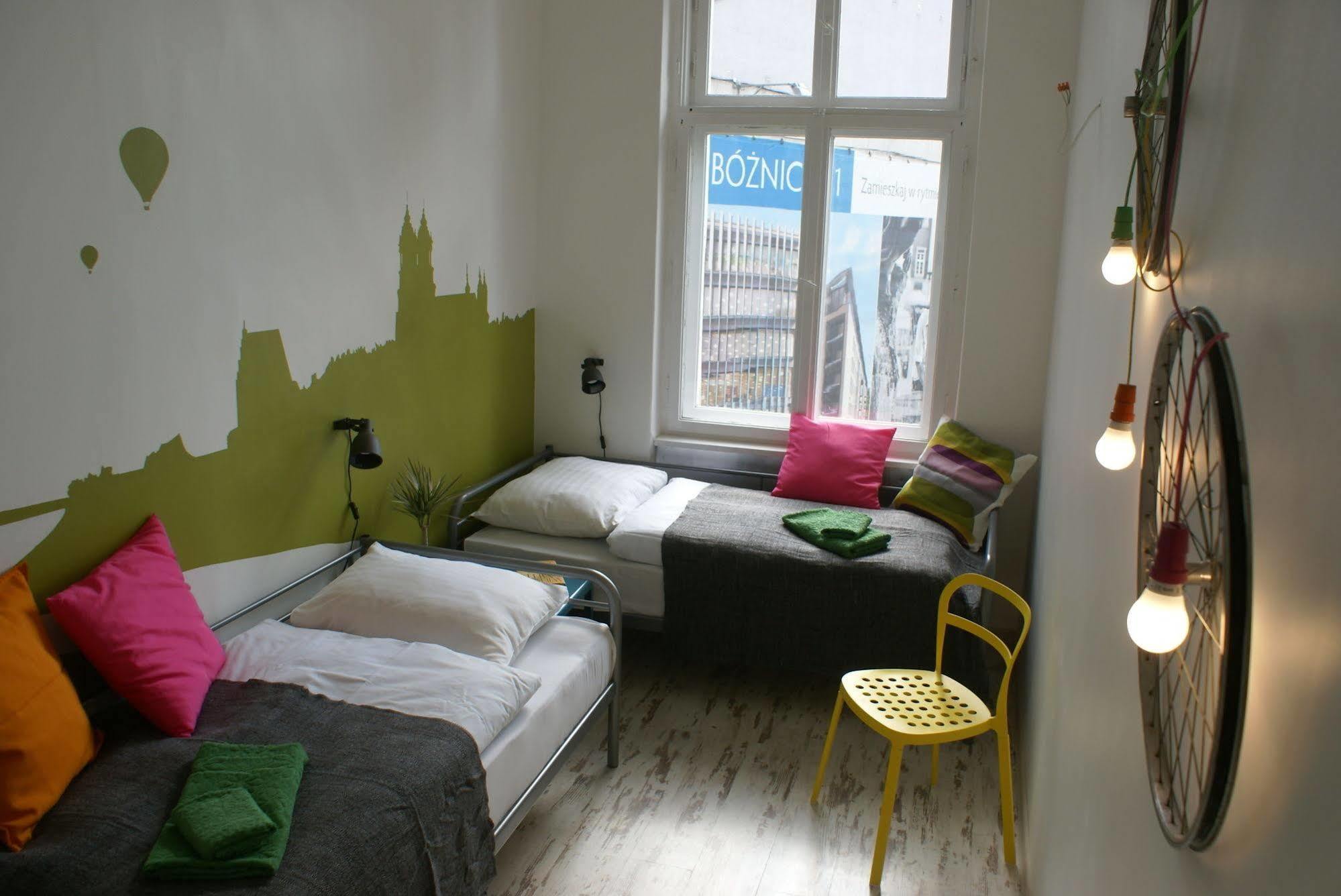 Frolic Goats Hostel Poznań Esterno foto