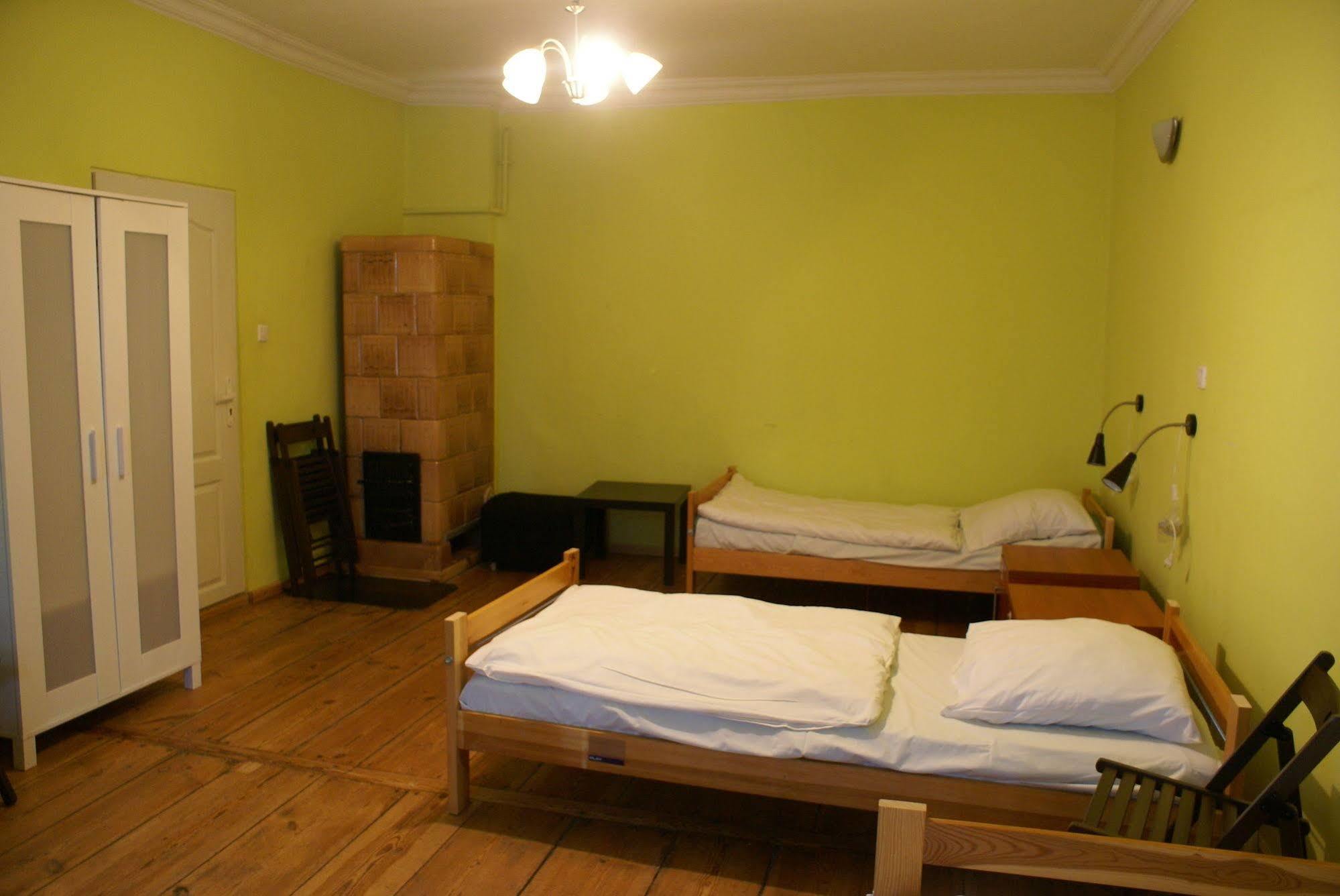 Frolic Goats Hostel Poznań Esterno foto